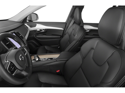 2025 Volvo XC90 B5 Plus