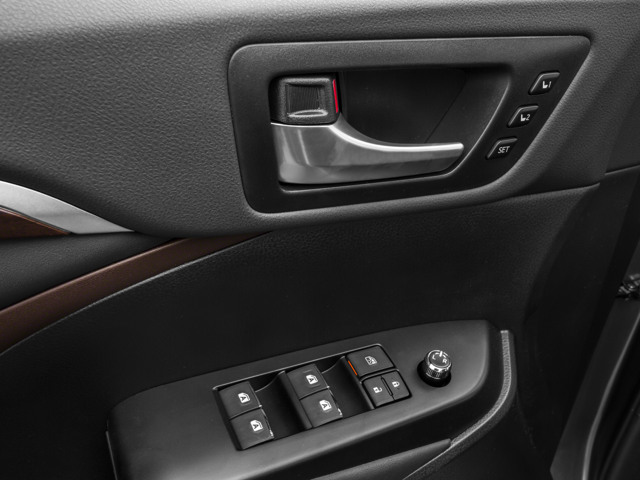 2016 Toyota Highlander Limited V6
