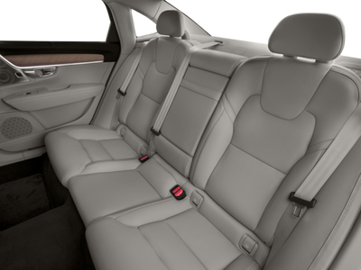 2017 Volvo S90 Momentum