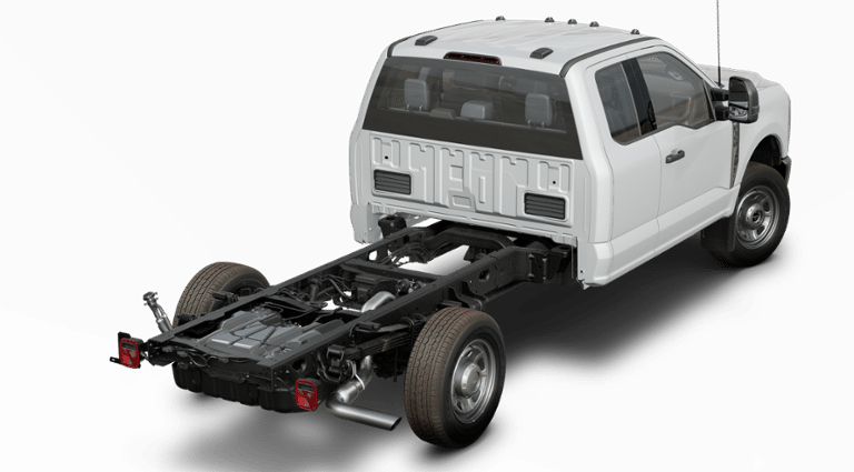 2025 Ford Super Duty F-350 SRW Chassis Cab XL